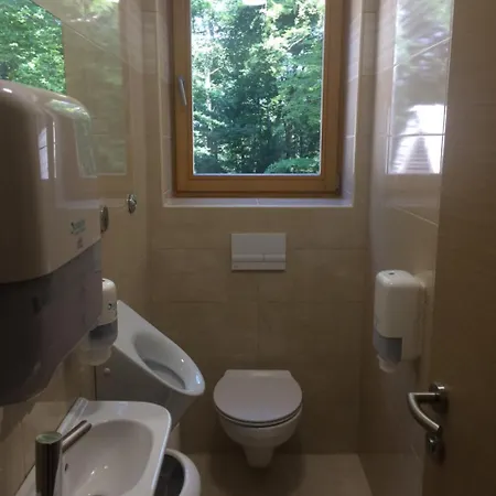 Koca Planina Nad Vrhniko بيت ضيافة