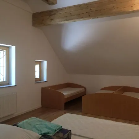 Koca Planina Nad Vrhniko *
