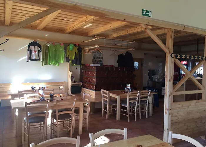 Koca Planina Nad Vrhniko Casa de hóspedes