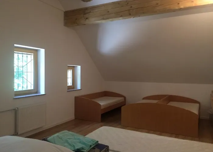 Koca Planina Nad Vrhniko *